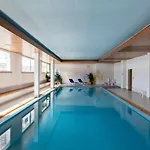 New Engadine Alpine - Pool & Sauna Apartament