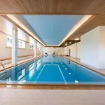 New Engadine Alpine - Pool & Sauna アパート サンモリッツ