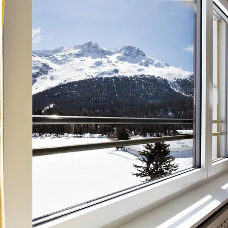 Apartment Spacious With Fantastic Alpine Panorama