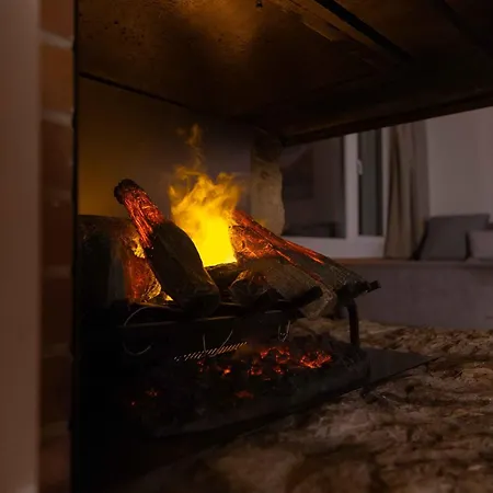 Lejlighed New Engadine Alpine - Pool & Sauna *