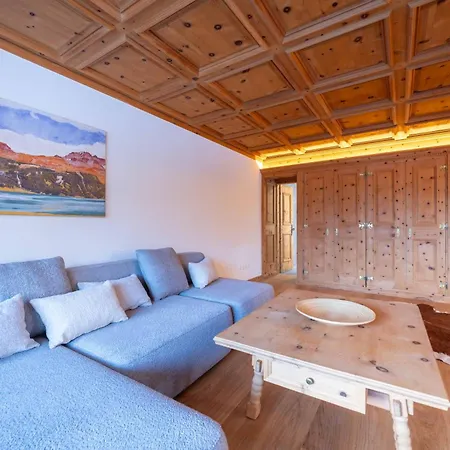 New Engadine Alpine - Pool & Sauna Lejlighed