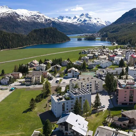 Apartman New Engadine Alpine - Pool & Sauna