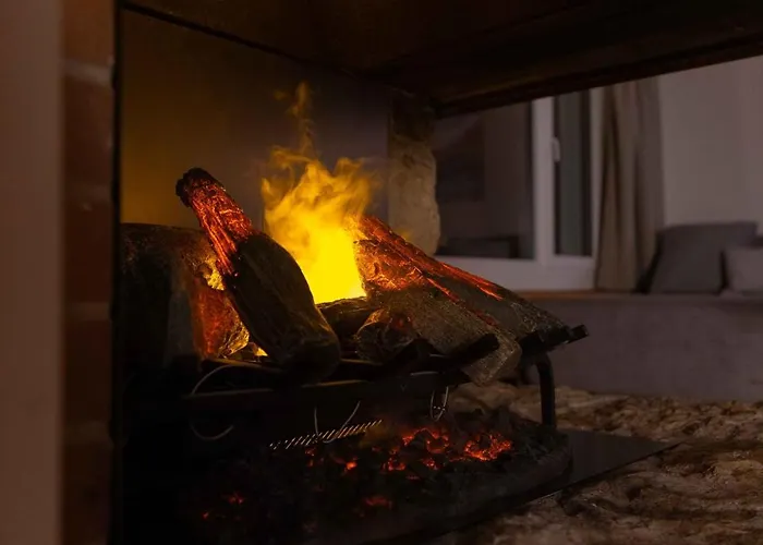 Appartement New Engadine Alpine - Pool & Sauna *