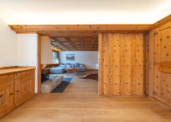 New Engadine Alpine - Pool & Sauna Appartement *