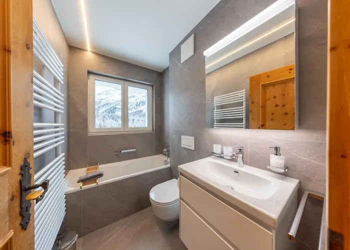 Appartement New Engadine Alpine - Pool & Sauna